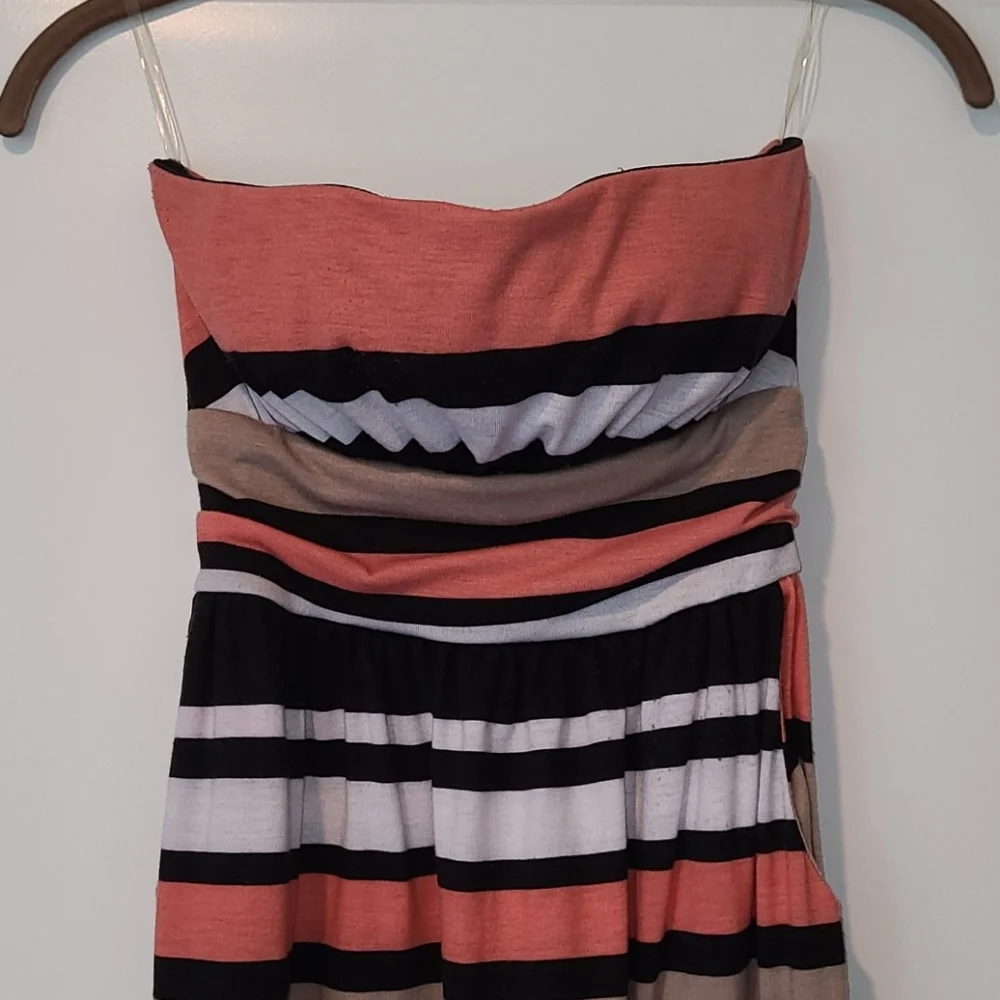 Strapless striped Maxi Dress - Picture 2 of 4